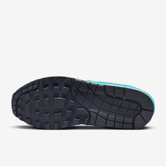 Nike Airmax 1 Premium Corduroy Baltic Blue/Gridiron/Sail/Sesame. Worn once. - Picture 5 of 16